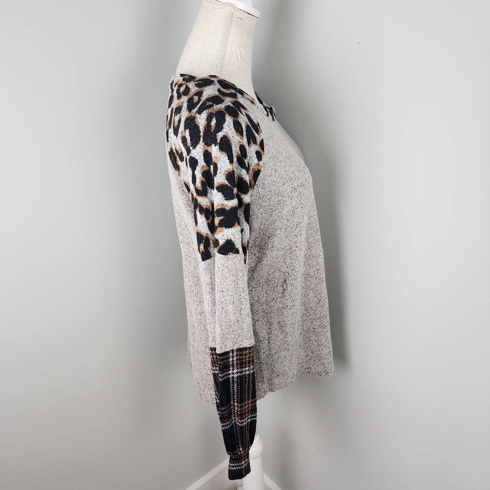 Maurices 24/7 Leopard Plaid Color block Blouson Sleeve Baseball Tee Size Small - Picture 5 of 11